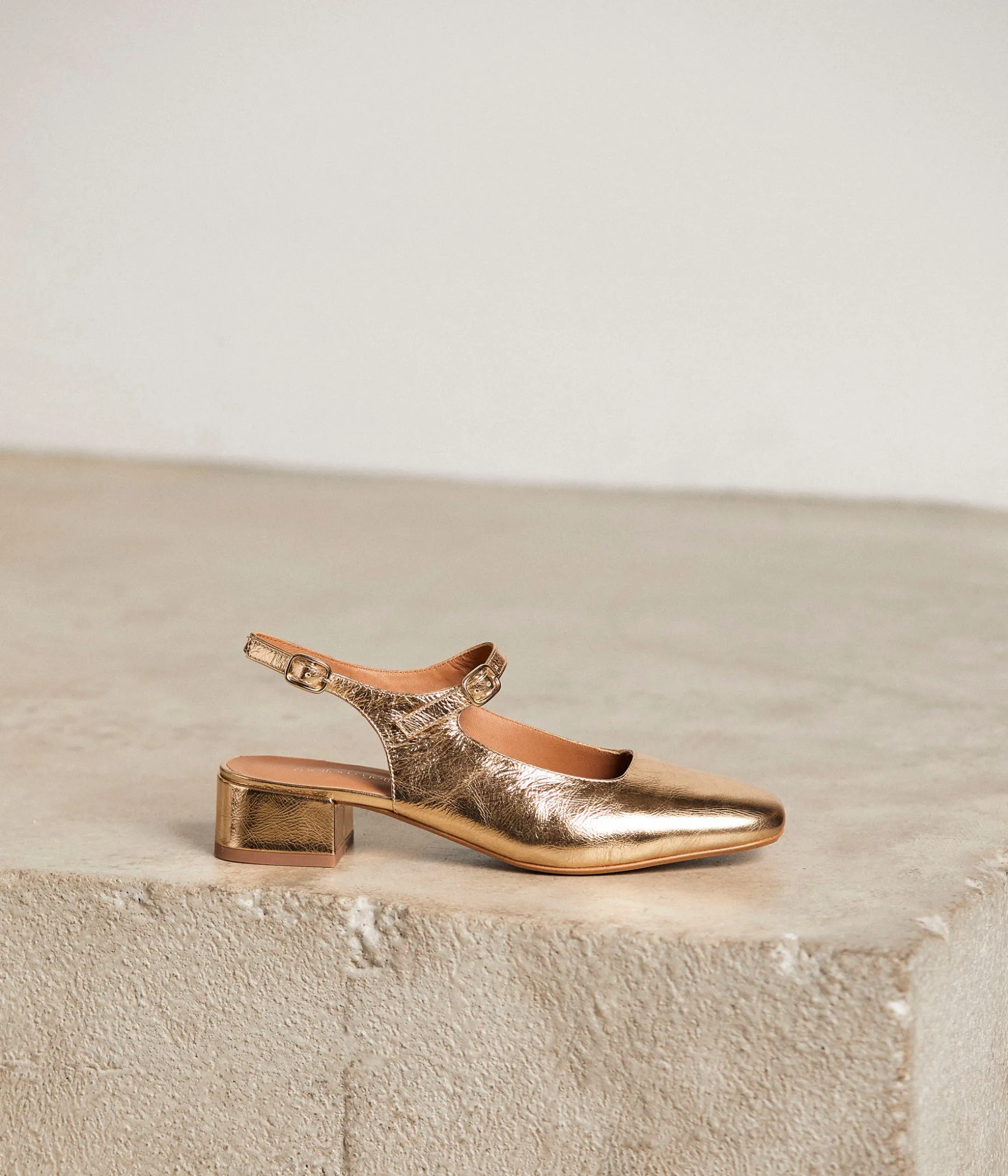 babies_slingbacks_dores_clarissa_3.webp Shop Mellow Yellow Babies slingbacks dées Clarissa OR