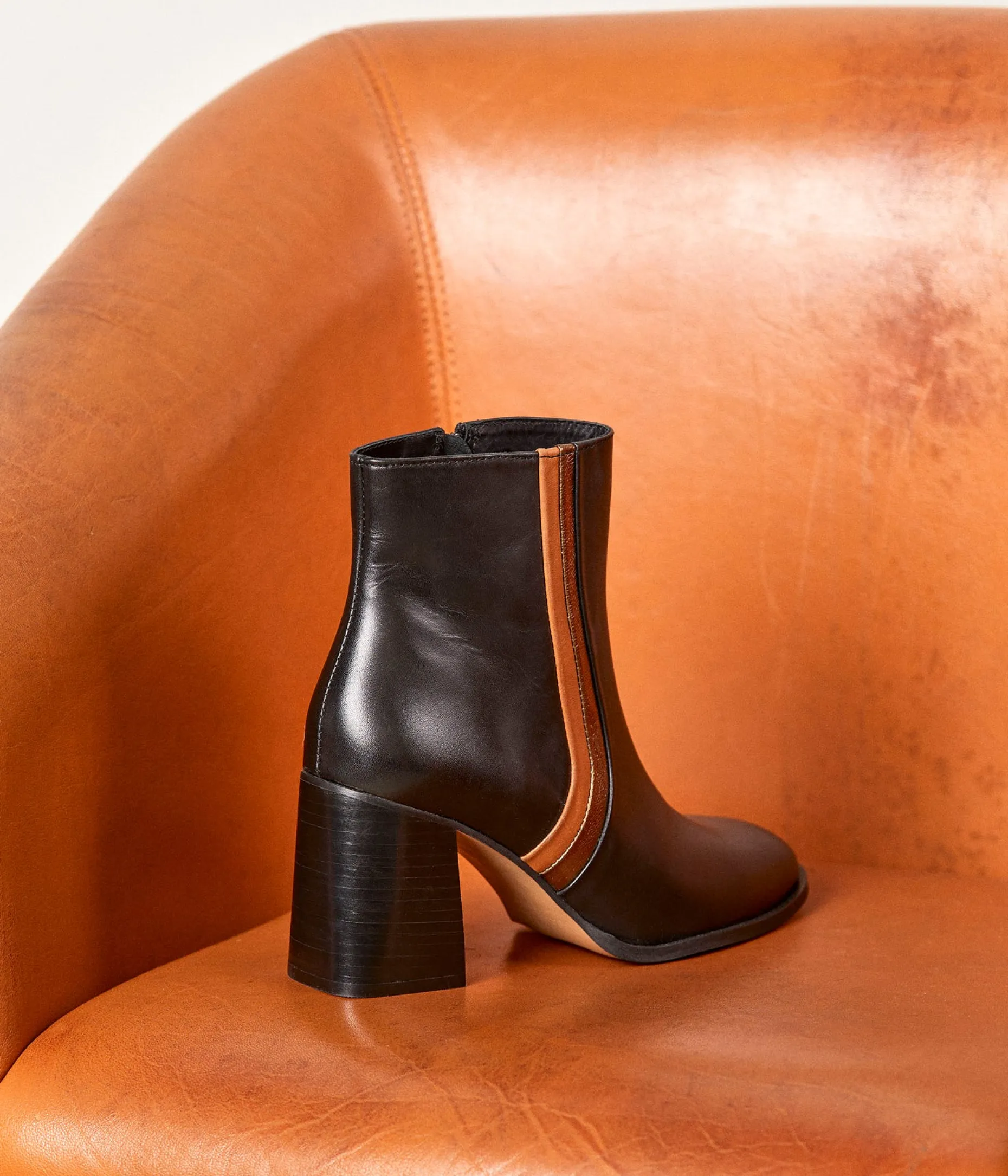 boots_cuir__talon_jeannette_11.webp Shop Mellow Yellow Boots cuir à talon Jeannette NOIR