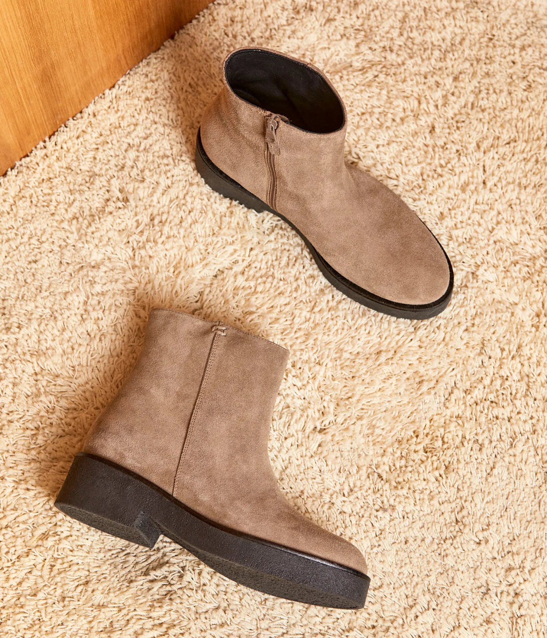 boots_cuir_velours_isaure_11.webp Store Mellow Yellow Boots cuir velours Isaure TAUPE