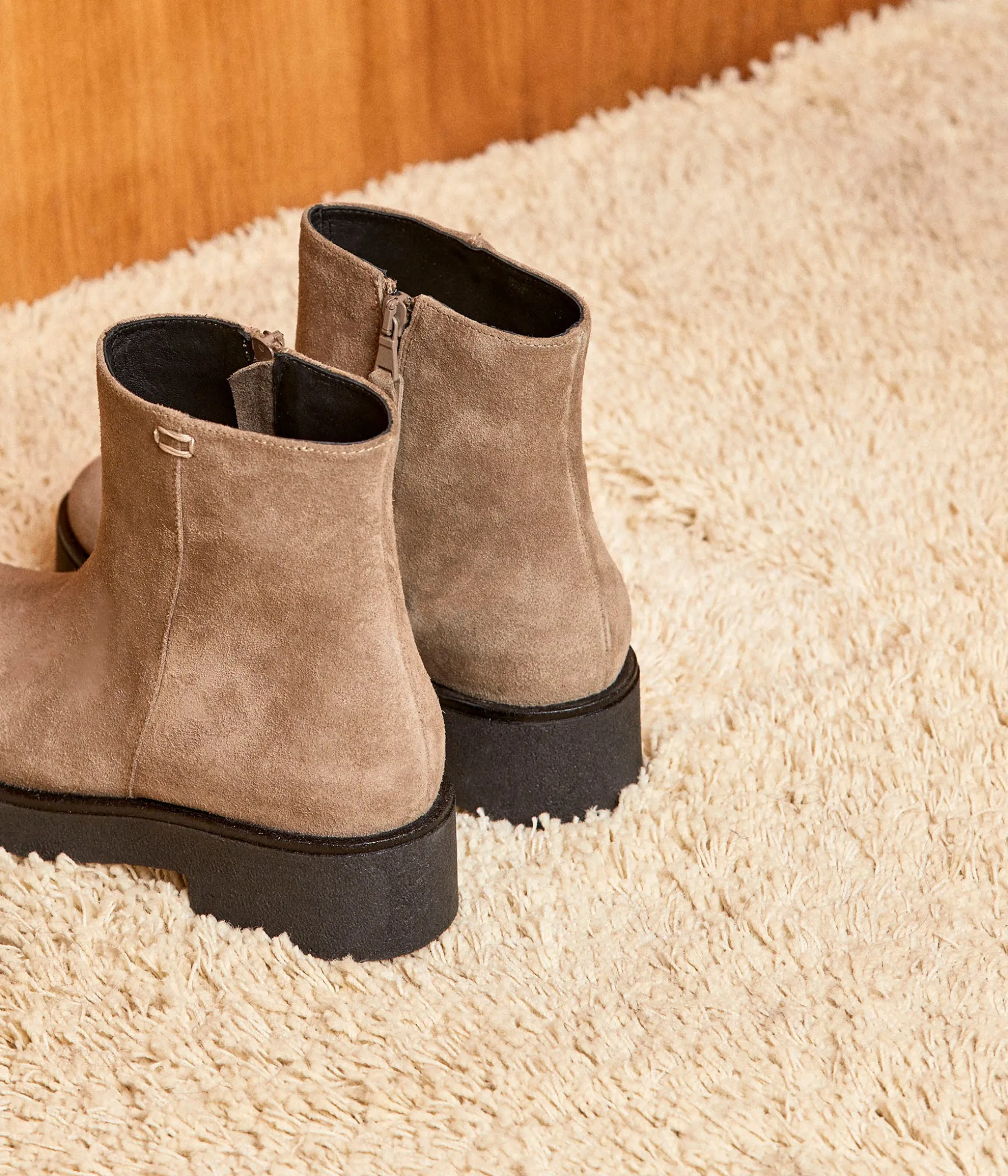 boots_cuir_velours_isaure_15.webp Store Mellow Yellow Boots cuir velours Isaure TAUPE