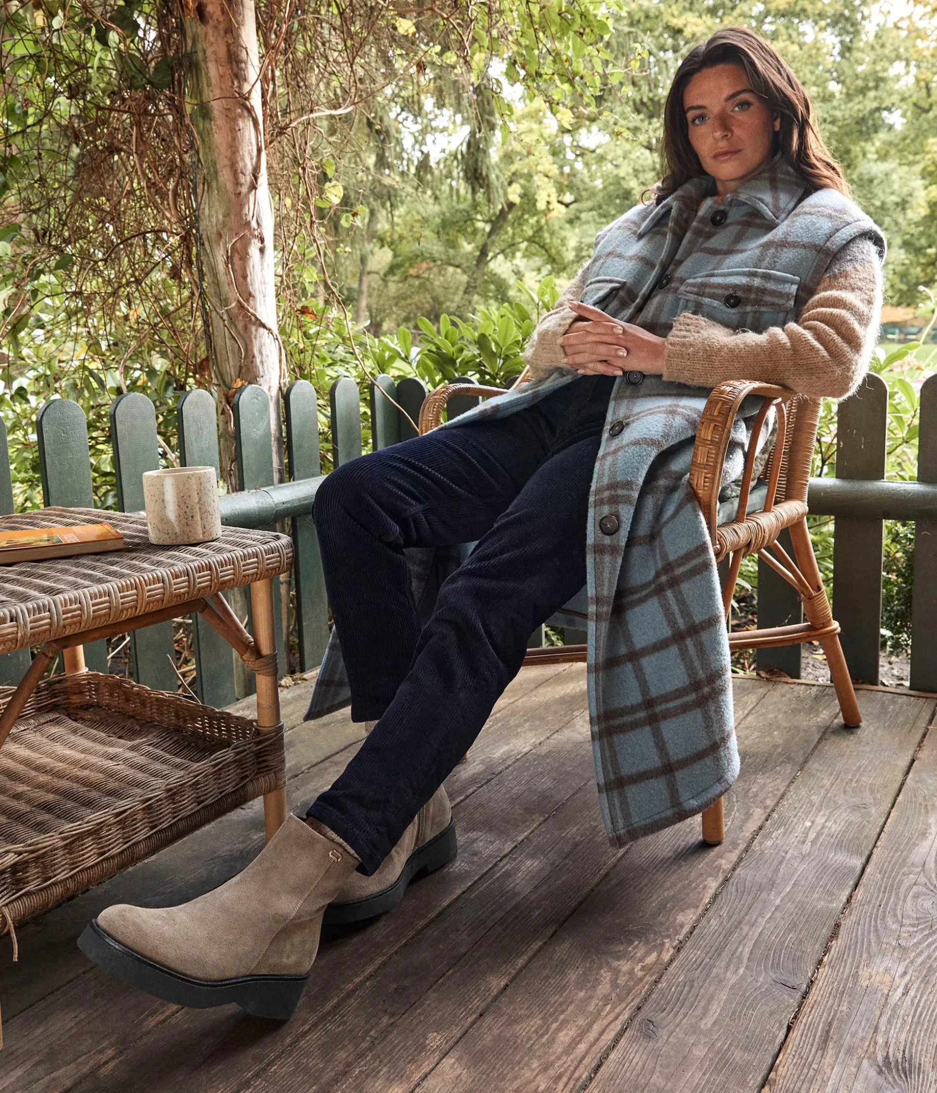 boots_cuir_velours_isaure_18.webp Store Mellow Yellow Boots cuir velours Isaure TAUPE