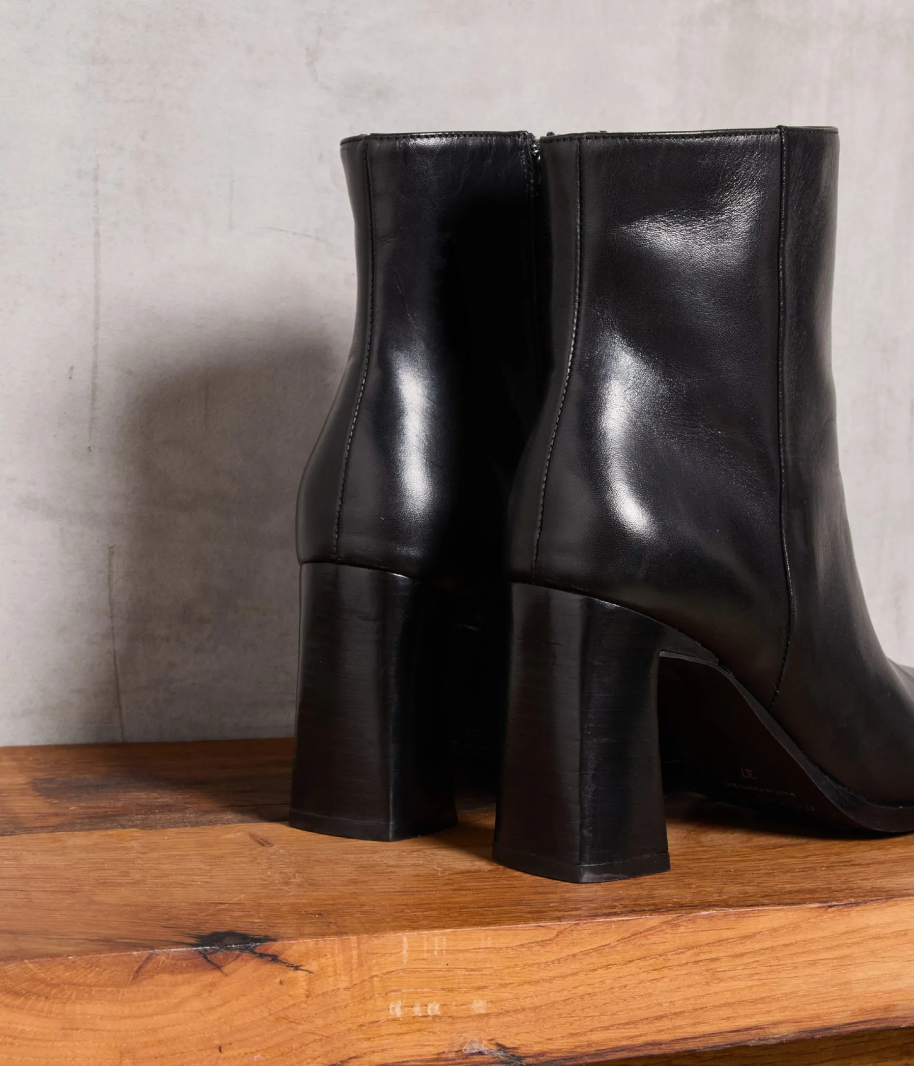 boots_noires_talon_kity_5.webp Sale Mellow Yellow Boots es talon Kity NOIR