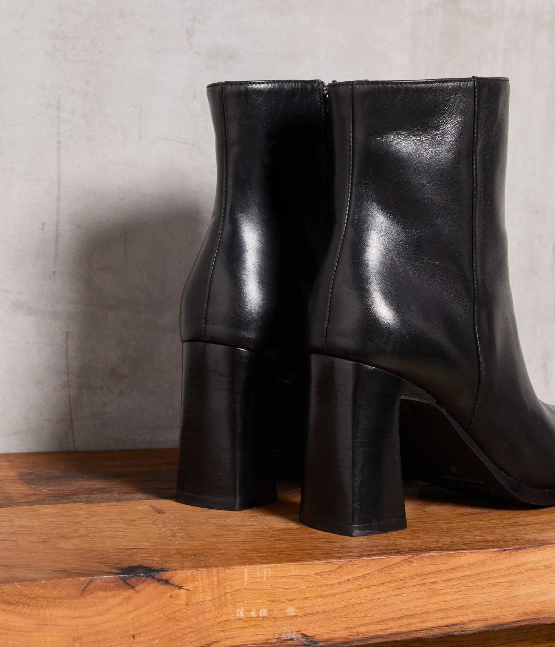 boots_noires_talon_kity_6.webp Sale Mellow Yellow Boots es talon Kity NOIR