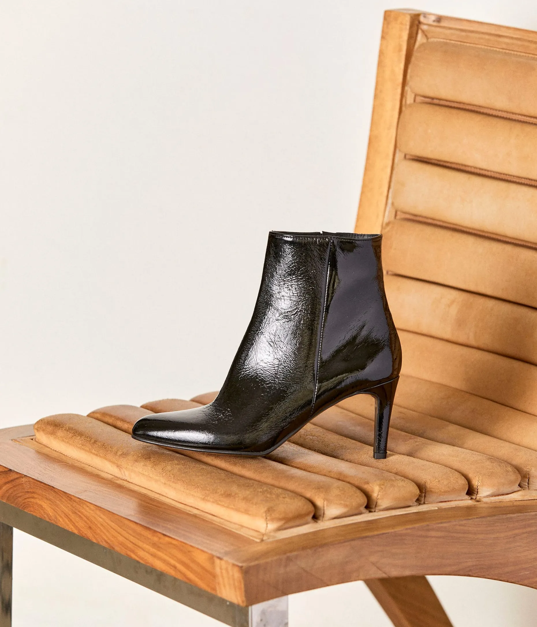 boots_pointues_pome_11.webp Discount Mellow Yellow Boots pointues Poème NOIR