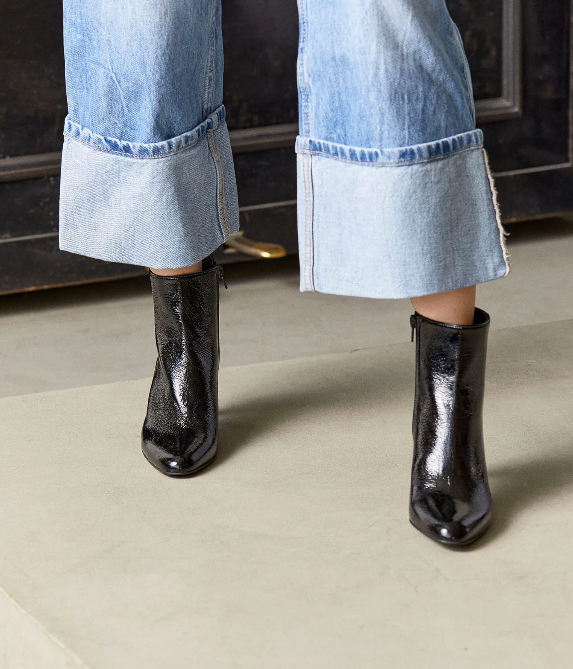 Discount Mellow Yellow Boots pointues Poème NOIR