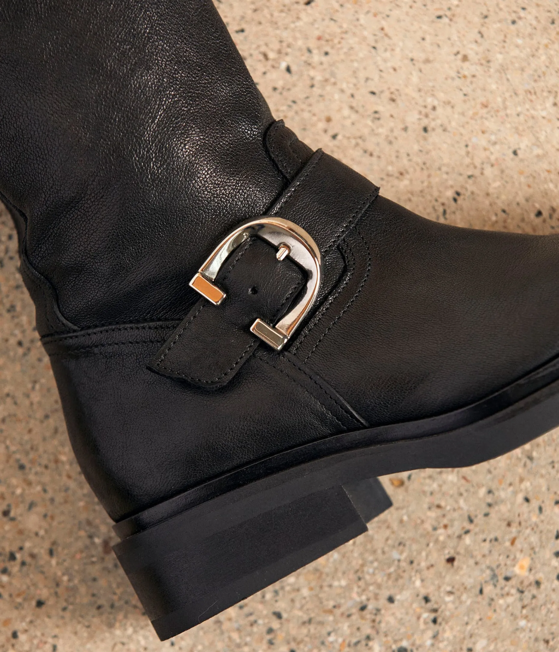 bottes_cuir_noir_izia_5.webp New Mellow Yellow Bottes cuir Izia NOIR