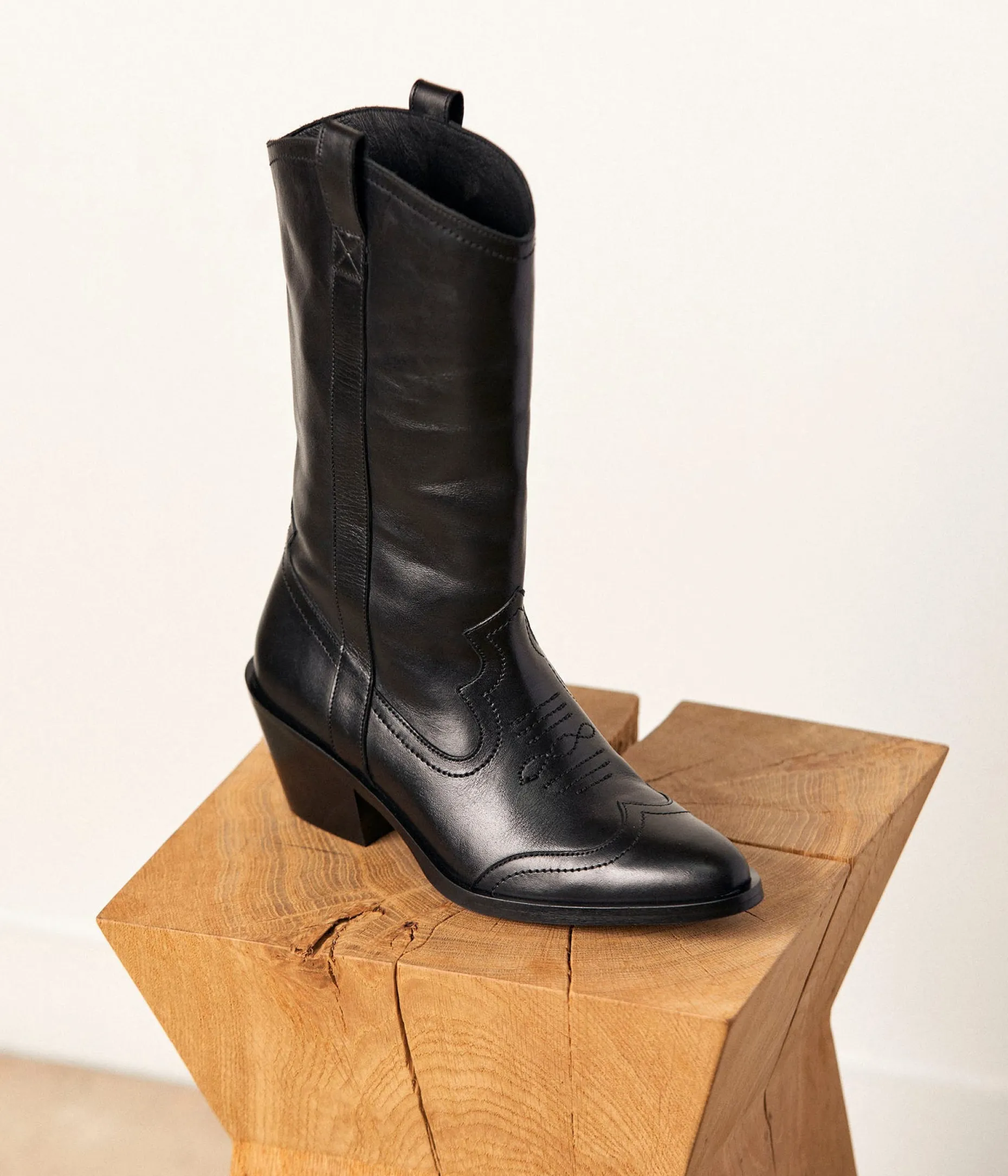 Flash Sale Mellow Yellow Bottes western noires Canelle