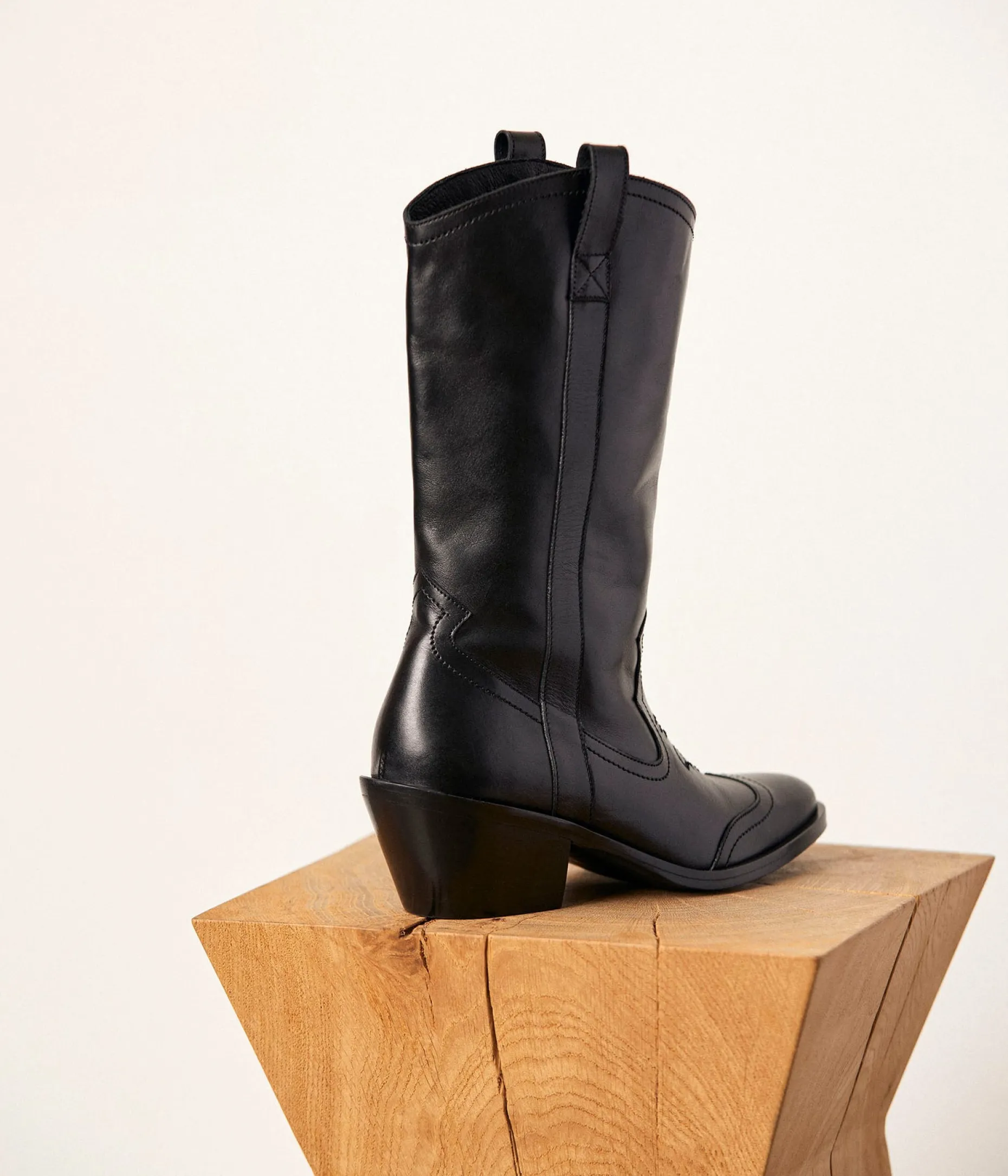 bottes_western_noires_canelle_8.webp Flash Sale Mellow Yellow Bottes western noires Canelle