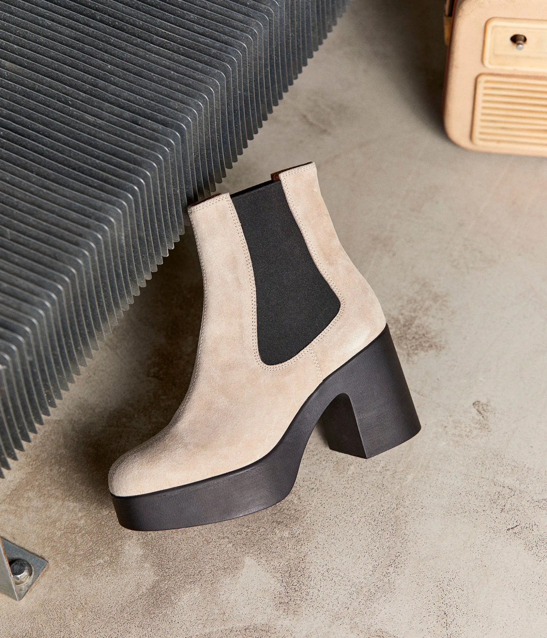 chelsea_boots_taupe_imae_6.webp Hot Mellow Yellow Chelsea boots Imae TAUPE