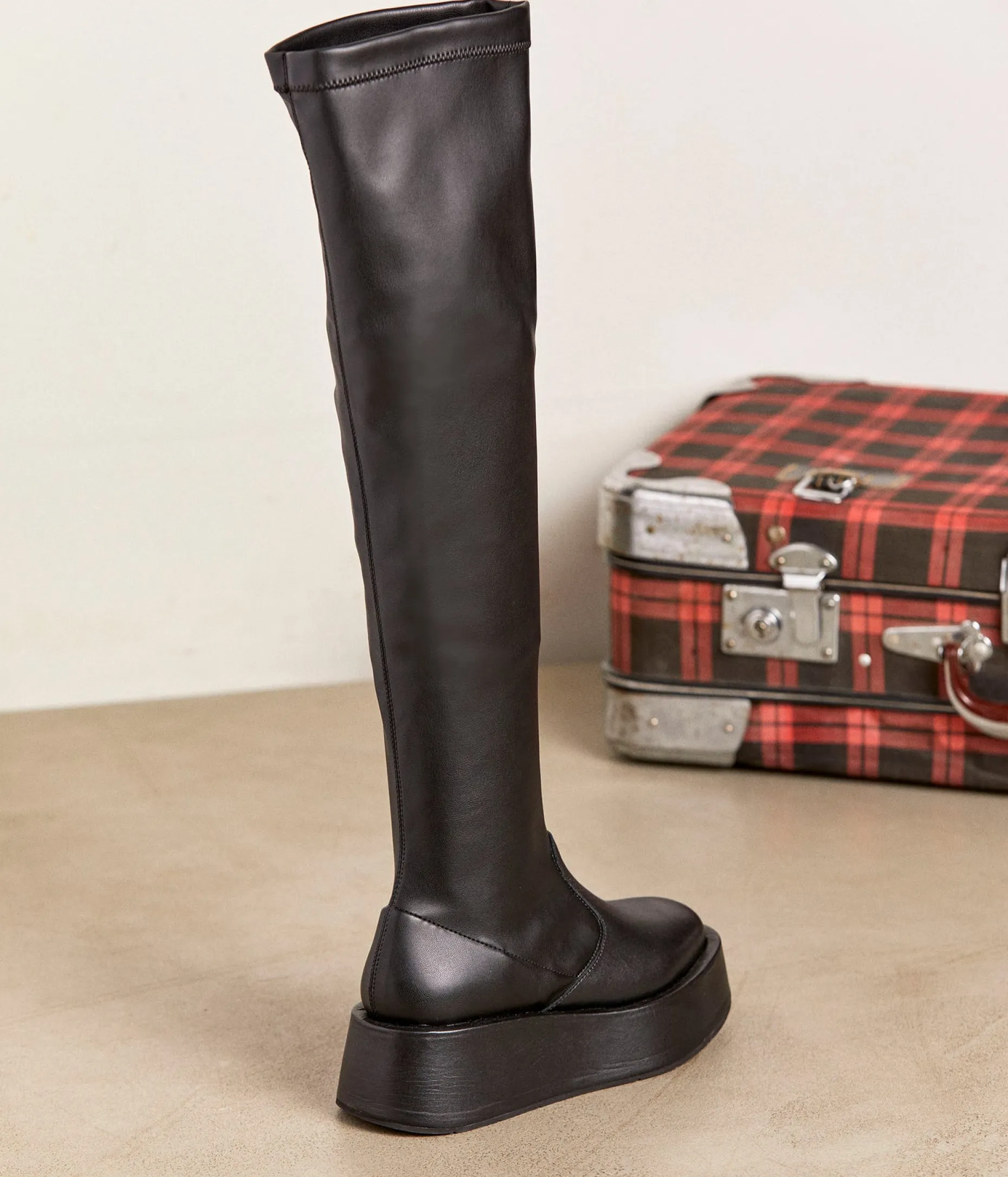 cuissardes_compenses_stanislas_14.webp Fashion Mellow Yellow Cuissardes compensées Stanislas NOIR