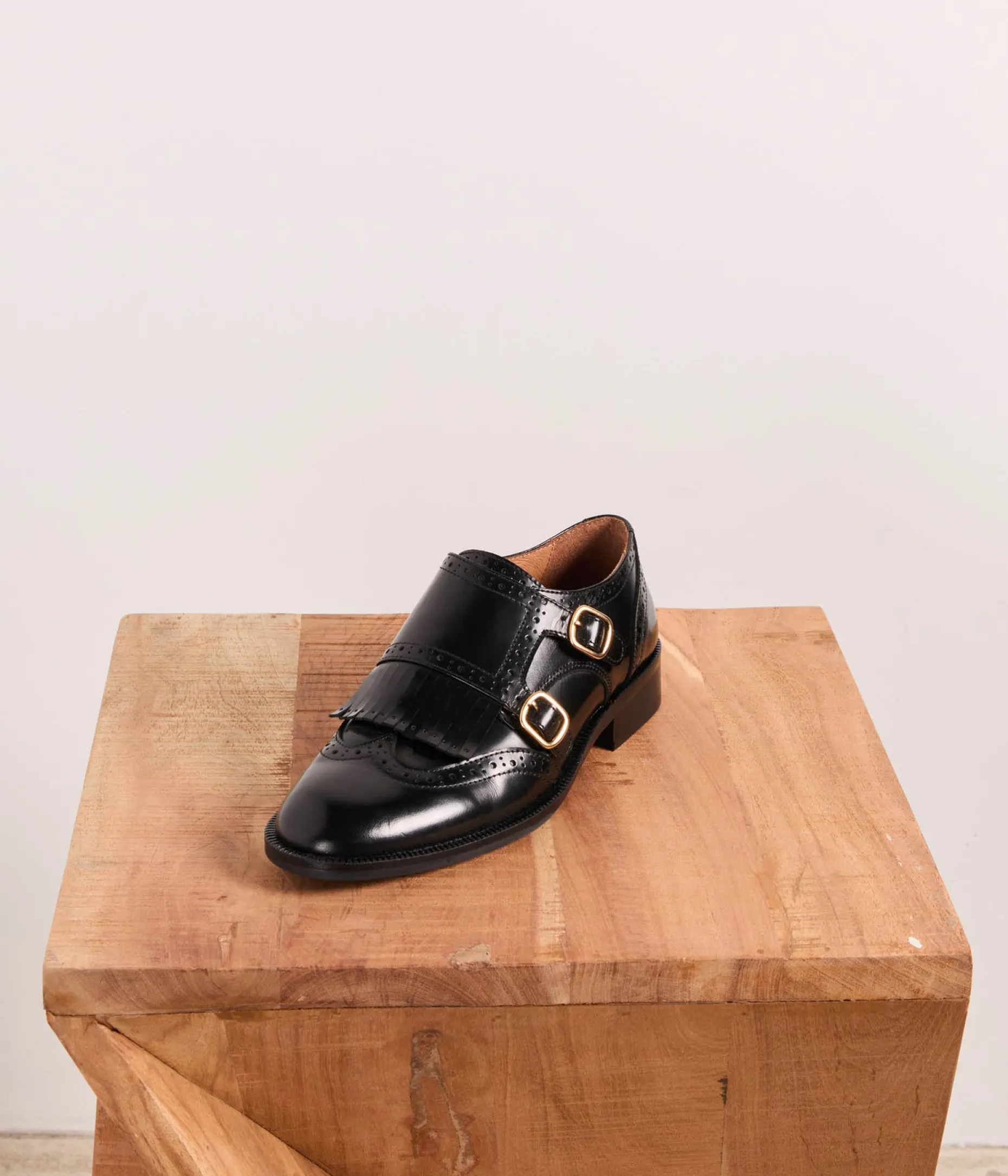 Fashion Mellow Yellow Derbies monk noirs Chandler
