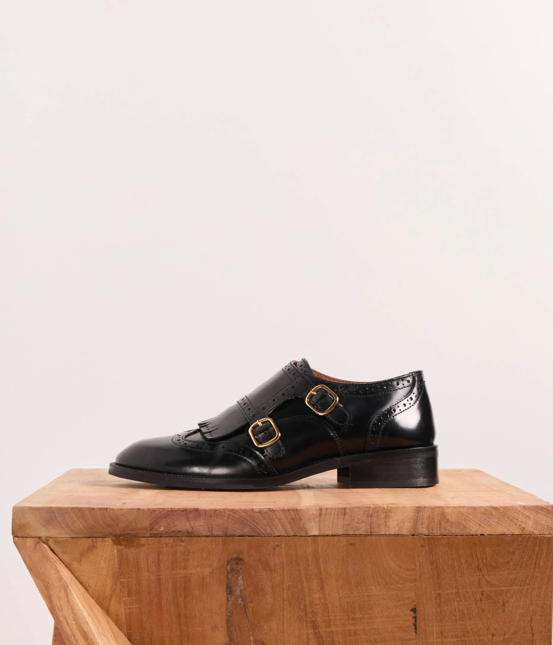 Fashion Mellow Yellow Derbies monk noirs Chandler