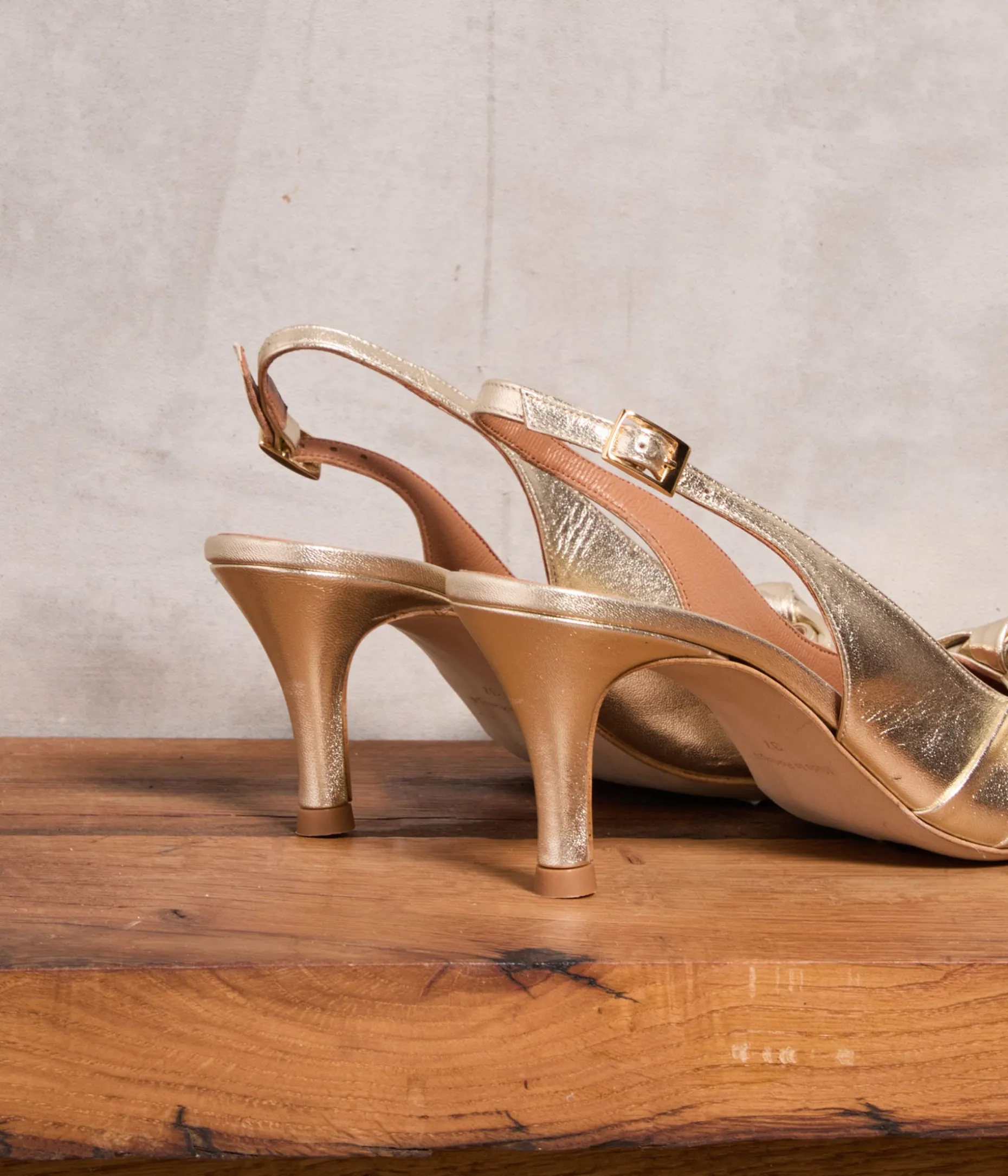 escarpins_slingbacks_dors_yuna_6.webp Best Mellow Yellow Escarpins slingbacks dés Yuna OR