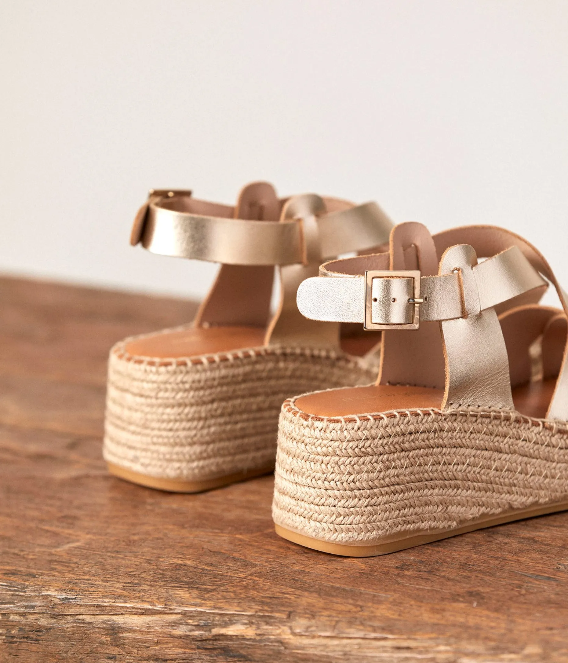 espadrilles_compenses_elise_11.webp Cheap Mellow Yellow Espadrilles compensées Elise OR