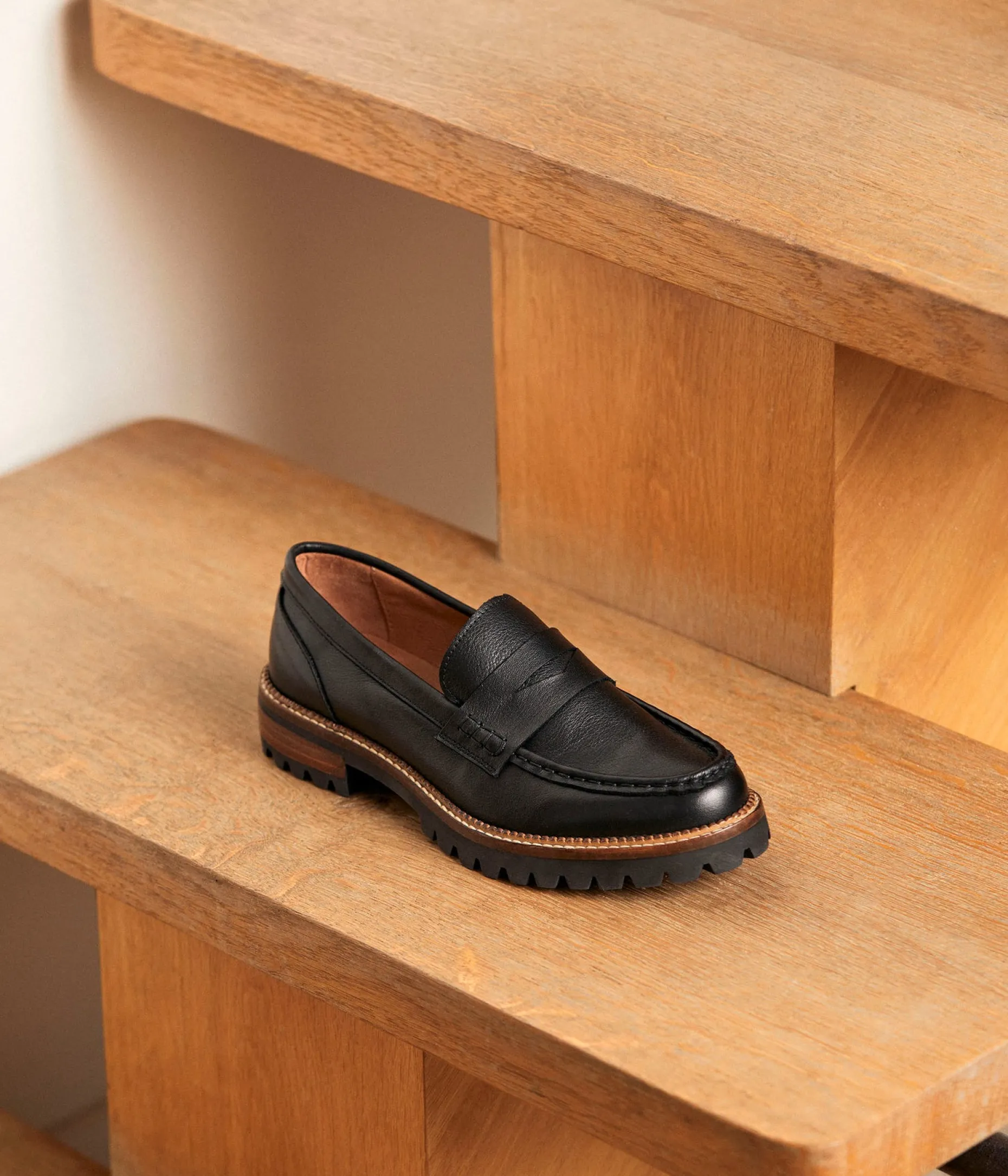 Best Sale Mellow Yellow Mocassins cuir Cyndel NOIR