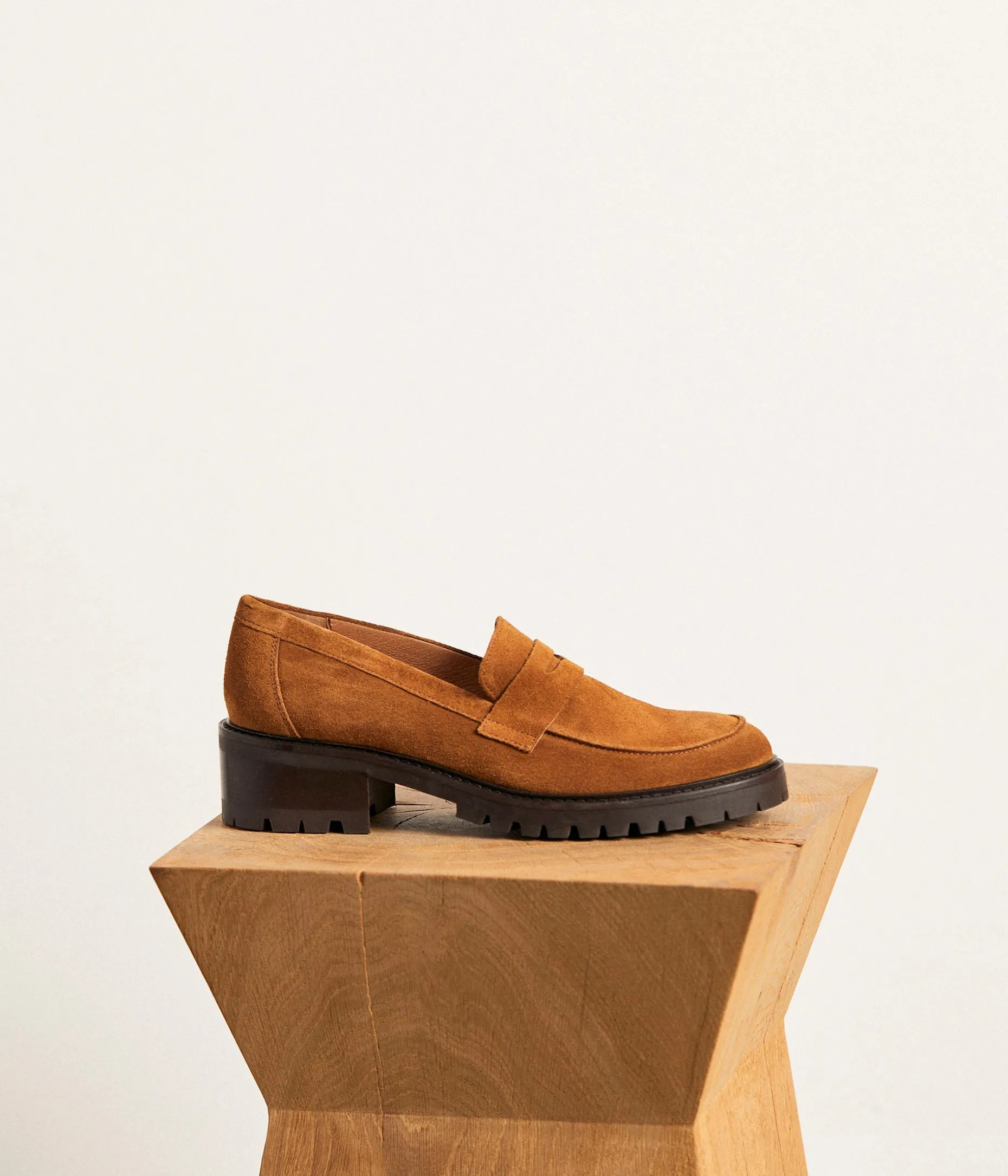 mocassins_cuir_velours_aubree_3.webp New Mellow Yellow Mocassins cuir velours Aubree MARRON