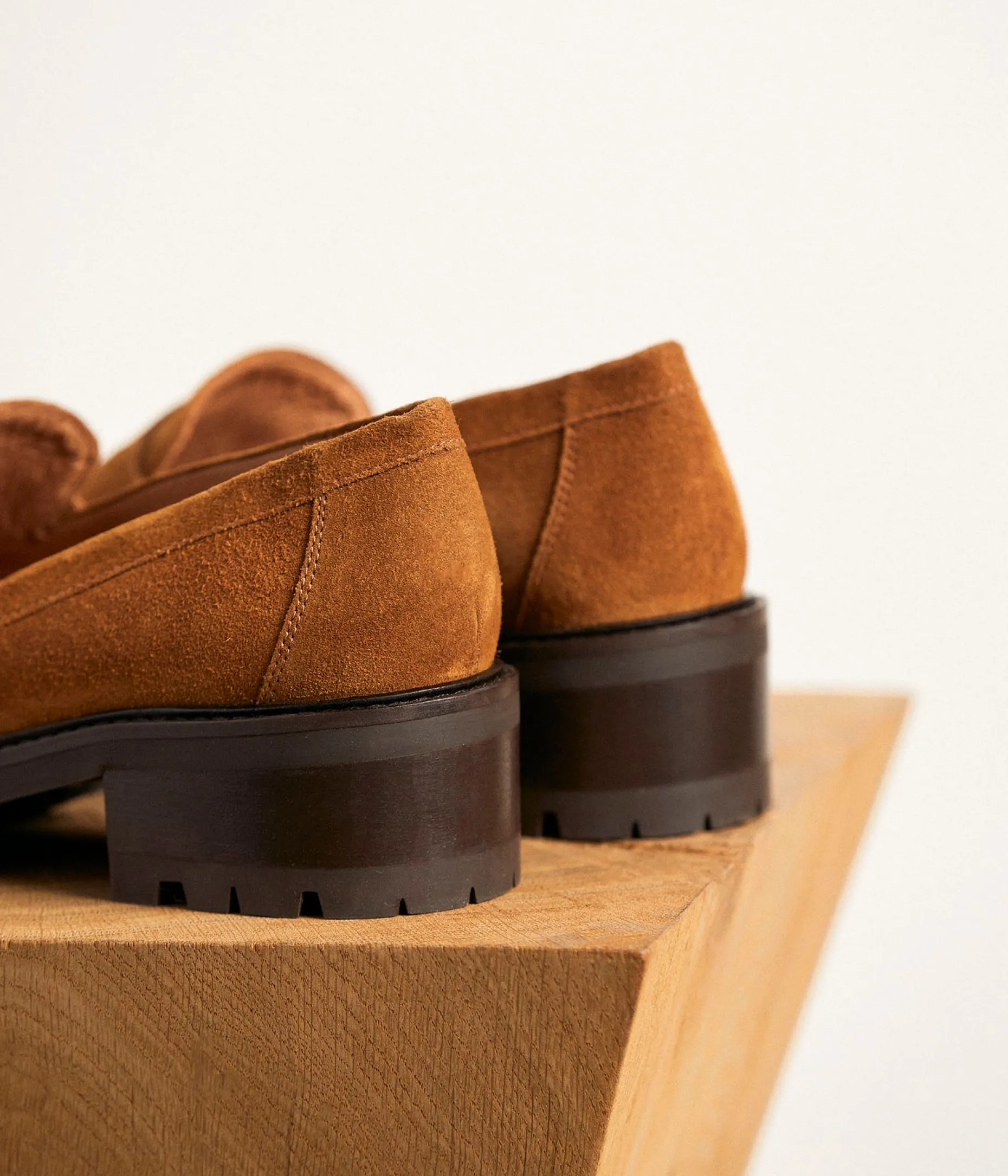 mocassins_cuir_velours_aubree_5.webp New Mellow Yellow Mocassins cuir velours Aubree MARRON