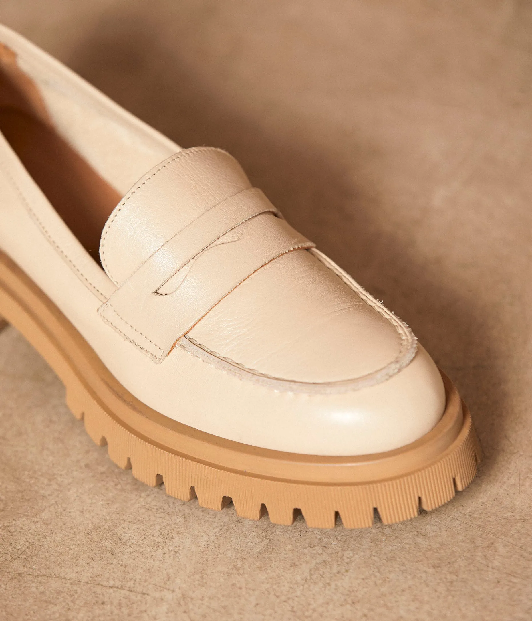 mocassins_semelles_crantes_cru_pharell_6.webp Fashion Mellow Yellow Mocassins semelles crantées écru Pharell ECRU