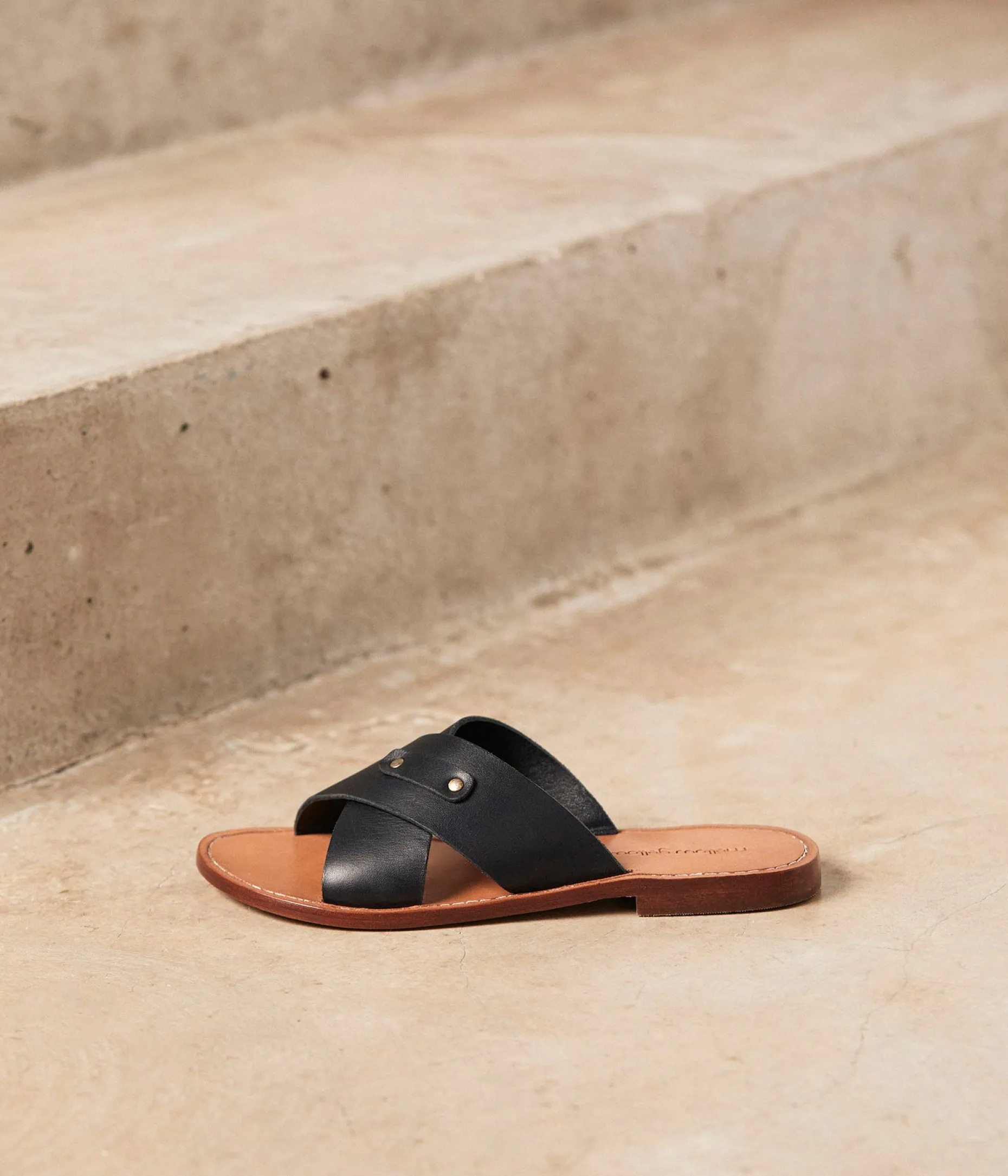 Sale Mellow Yellow Mules plates Typhaine NOIR