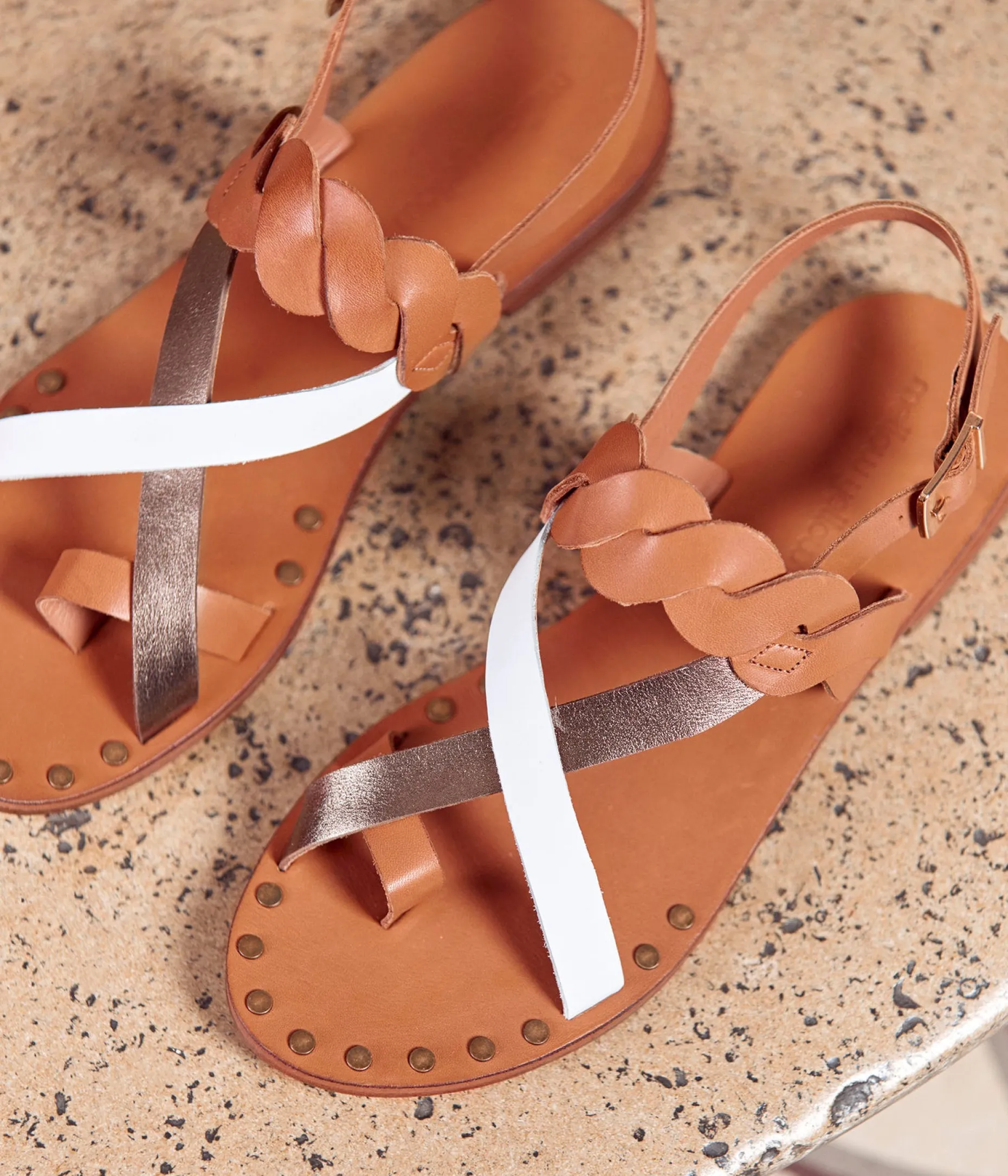 Discount Mellow Yellow Sandales bicolores Eryn BLANC