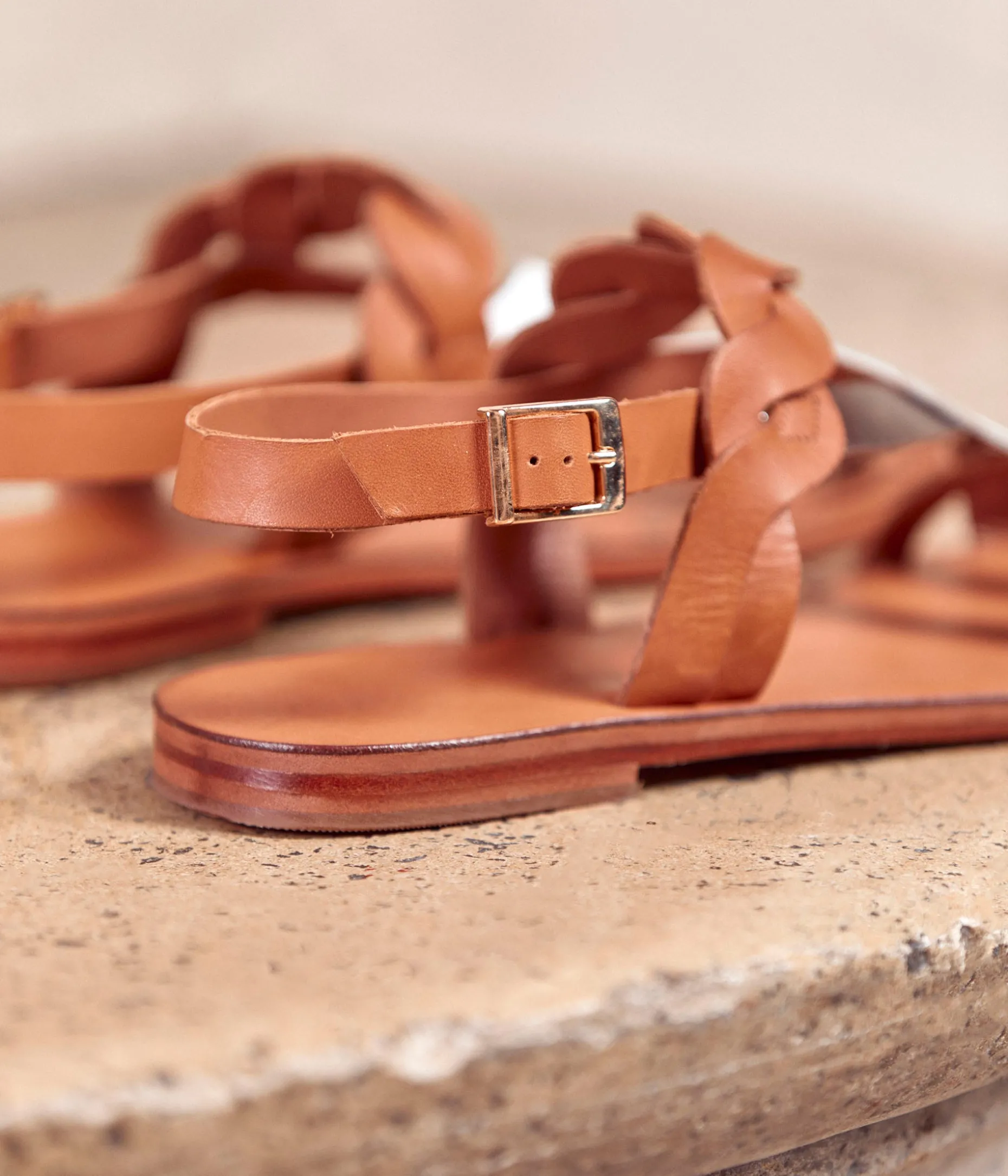 Discount Mellow Yellow Sandales bicolores Eryn BLANC