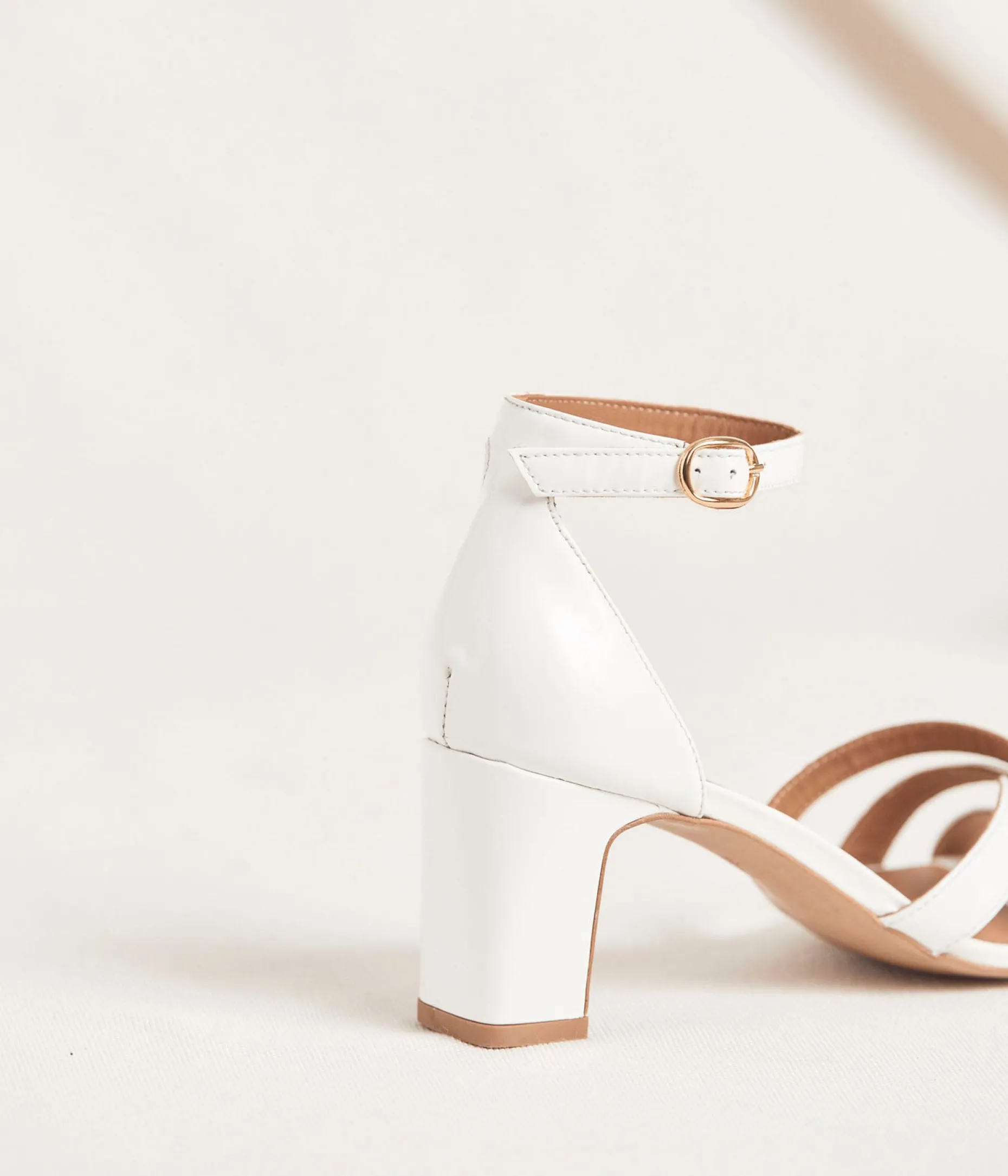 sandales_blanches_alia_8.webp Outlet Mellow Yellow Sandales hes Alia BLANC