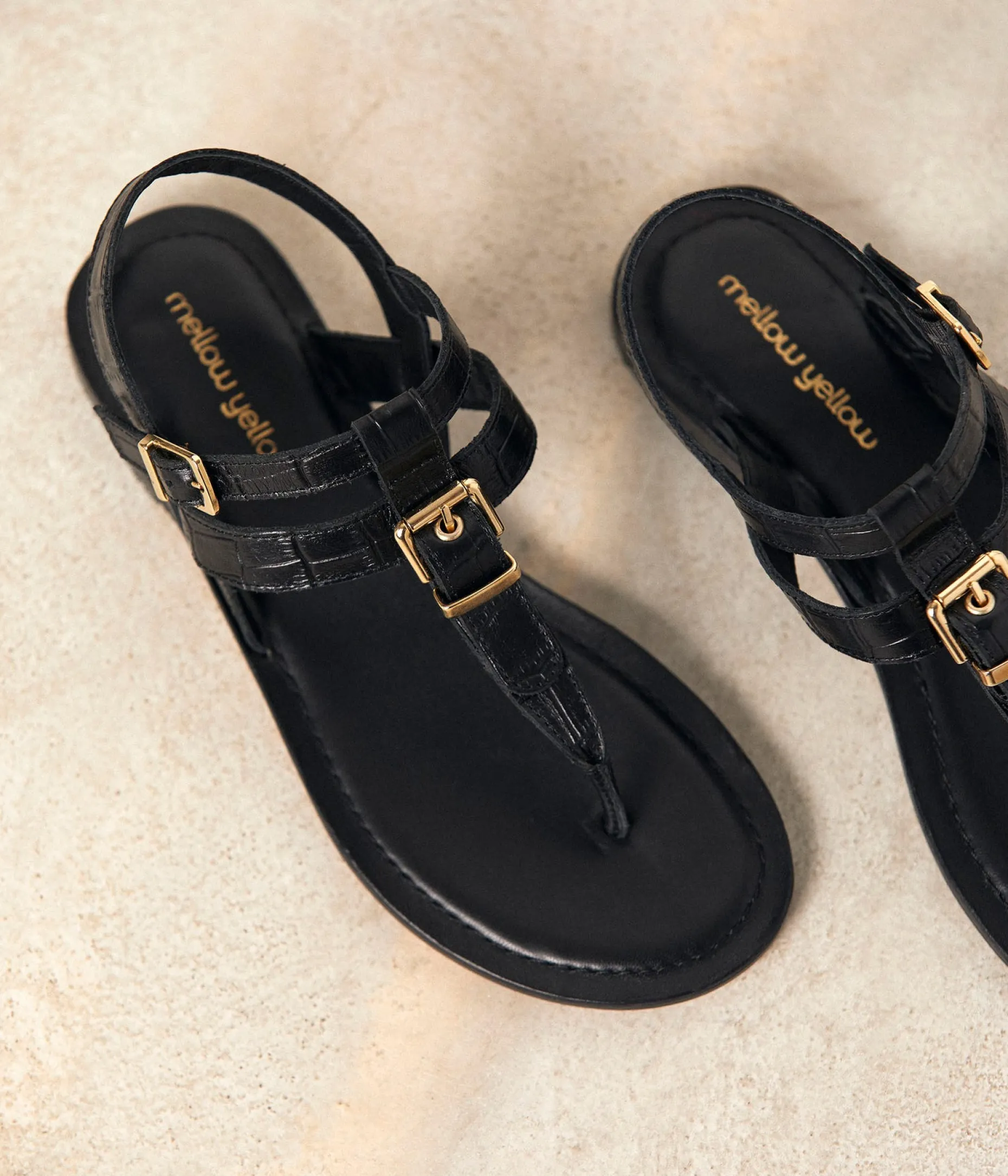 sandalestongs_noires_carolina_5.webp Flash Sale Mellow Yellow Sandales-tongs es Carolina NOIR