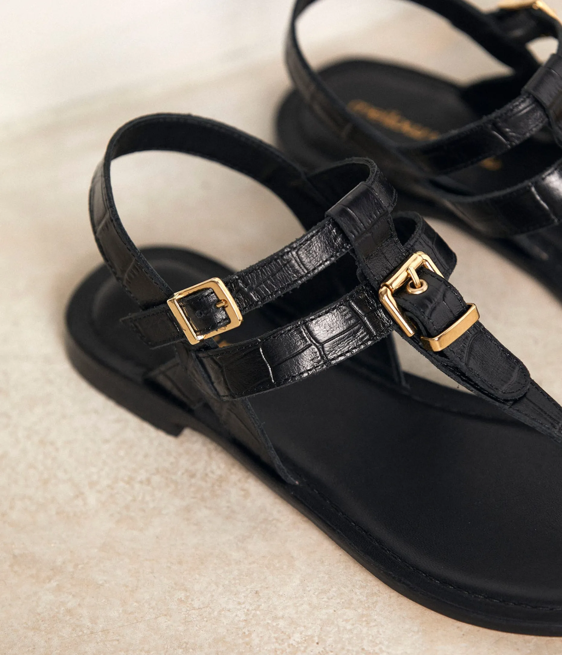 sandalestongs_noires_carolina_8.webp Flash Sale Mellow Yellow Sandales-tongs es Carolina NOIR