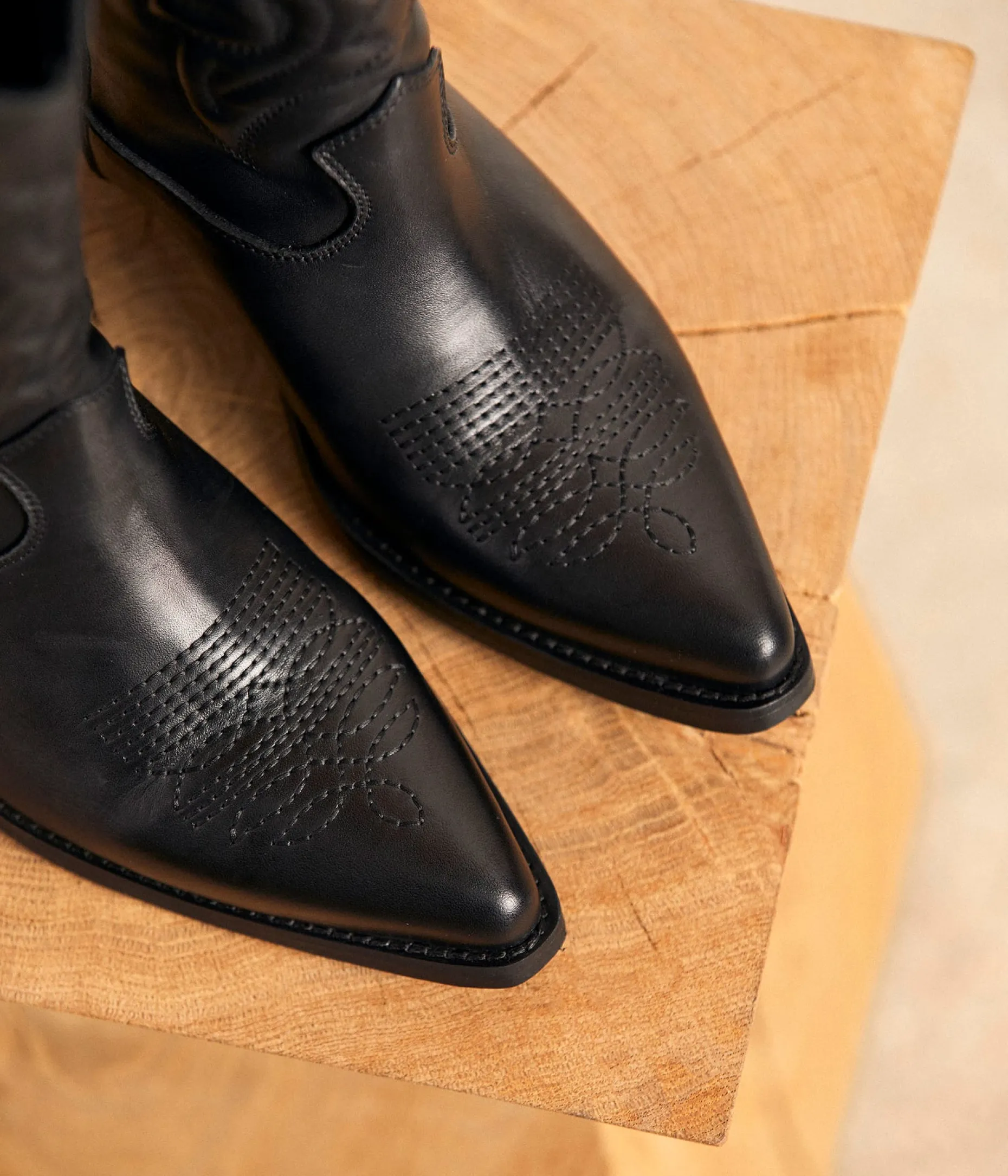 santiags_cuir_noir_zly_5.webp Sale Mellow Yellow Santiags cuir Zély NOIR